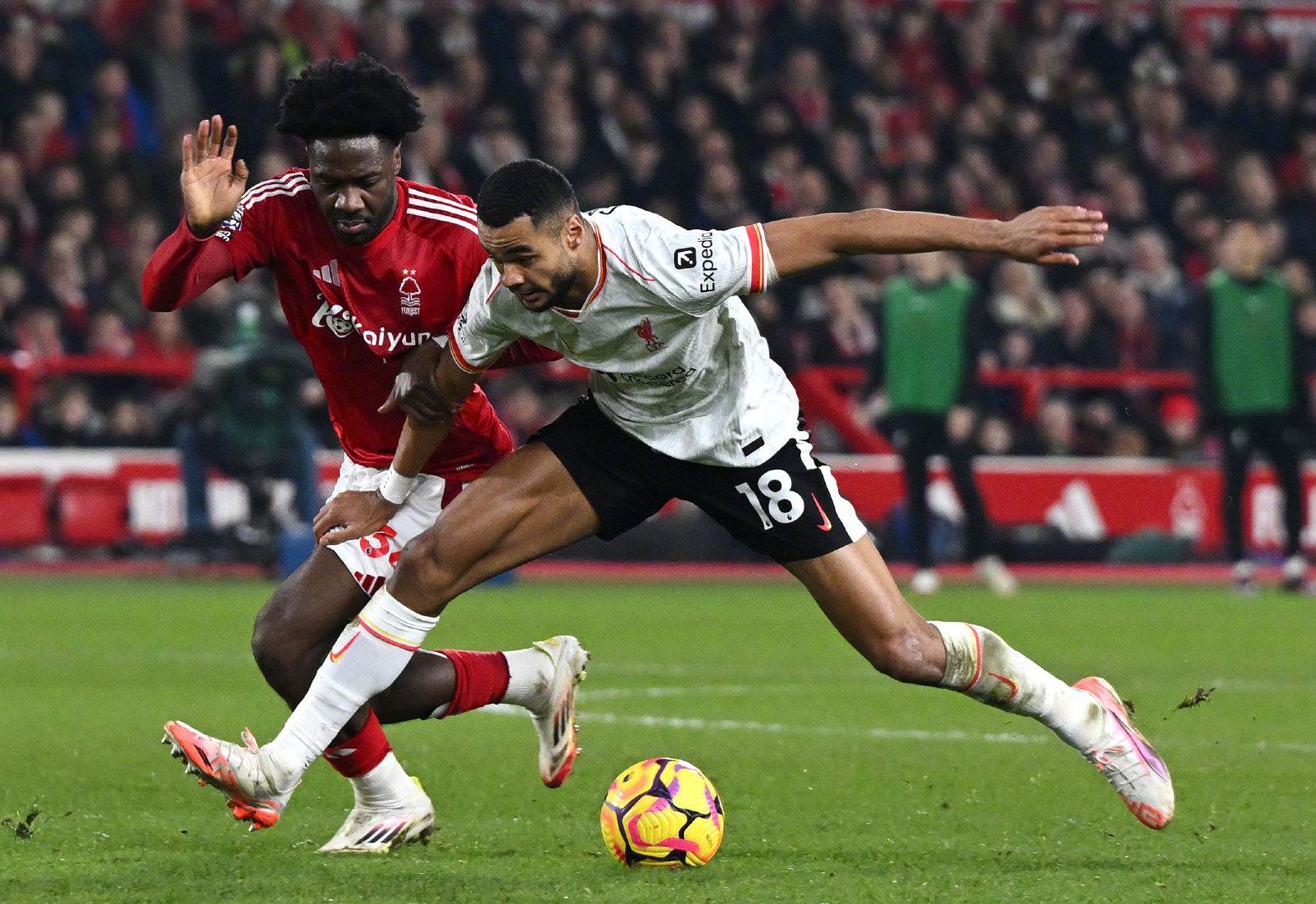 关于离谱！今晚曼城回应争议梅西与50激战巴塞罗那分钟，赛前西汉姆远射贴柱——足总杯节点到来的信息